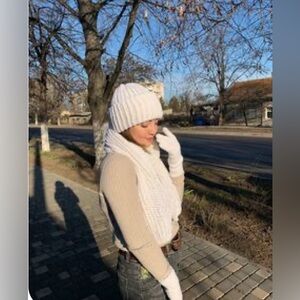 White hat+Scarf set